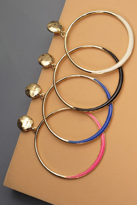 STATEMENT COLOR HOOP EARRINGS